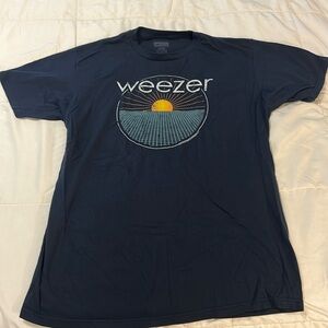 Short sleeve navy blue Weezer t shirt